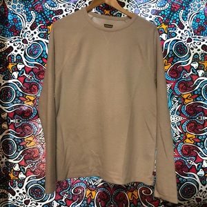 “Textured” Levi’s Long Sleeve